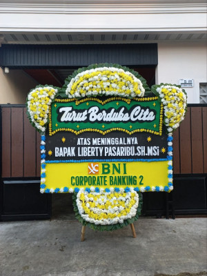 Papan Bunga Duka di Aketobololo