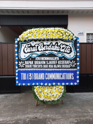 Papan Bunga Duka di Aketobololo